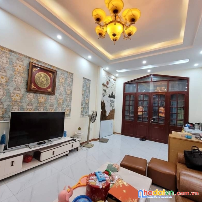 Bán nhà, thái hà, đống đa, nhà đẹp, ngõ rộng, hiếm, 42m2x5t. giá 3,65tỷ.