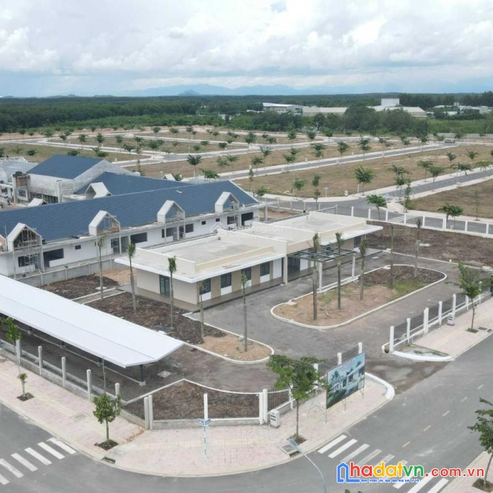 Đât nền kcn chỉ từ 500tr - sổ hồng trao tay - ngân hàng hỗ trợ 65% giá trị