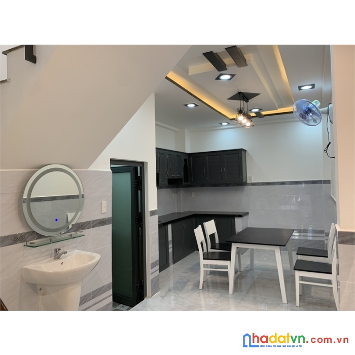 Bán nhà hxh phạm thế hiển phường 6 quận 8 giá 4.95 tỷ.