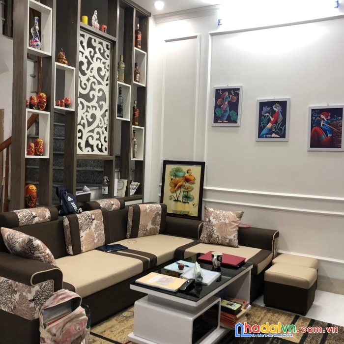 Bán nhà ngõ 197 hoàng mai dt 30m2 x5 tầng mới mt5m giá 3.65 tỷ, 50m ra ngõ ô tô.