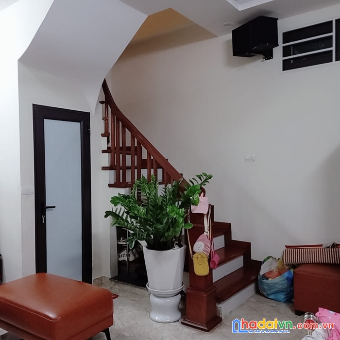 Bán nhà cổ linh long biên ô tô đỗ cổng mặt tiền rộng 35mx5t nhỉnh 3 tỷ