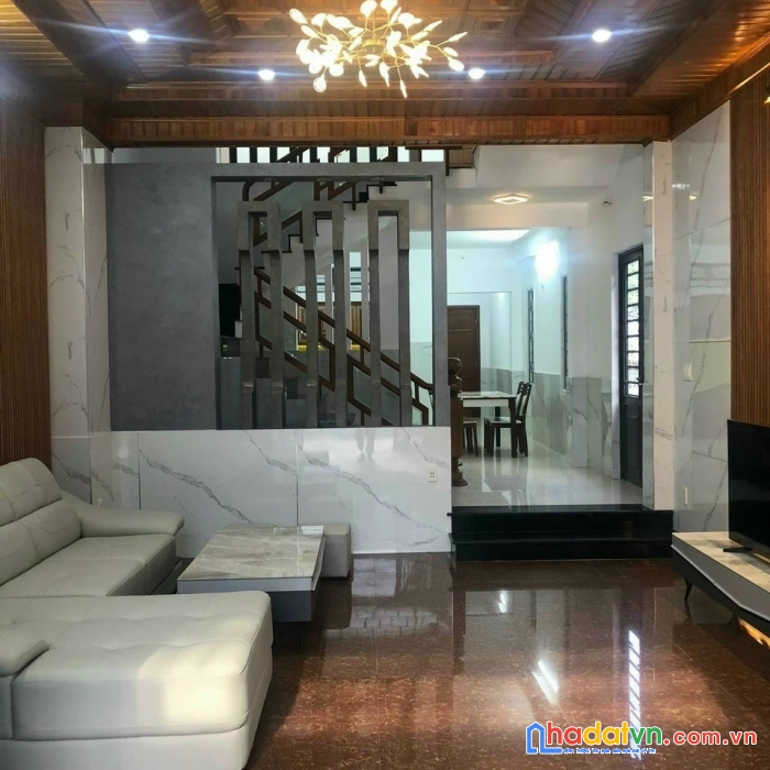 Bán rẻ nhà mặt tiền, kinh doanh sầm uất nguyễn phước lan - chỉ 14 tỷ, hơn 100m2.