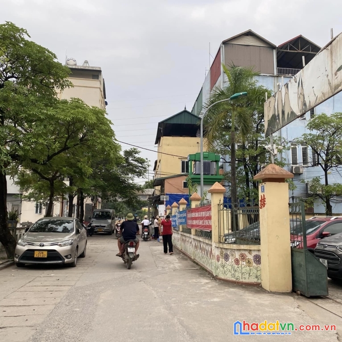 Trung tâm hà nội-5 tầng-oto đỗ cổng-chỉ nhỉnh 3 tỷ