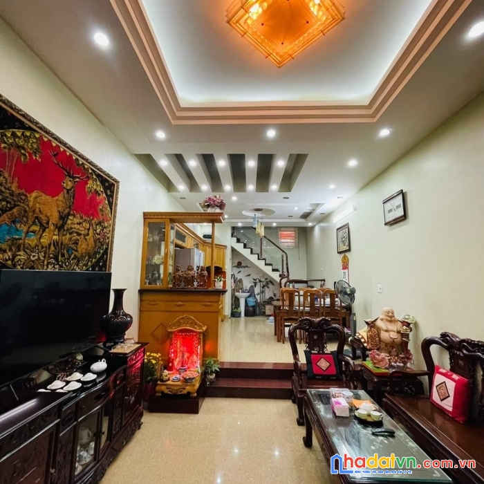 Bán nhà phùng chí kiên 60m2, phân lô 2 thoáng, ô tô tránh, kd, ở sướng