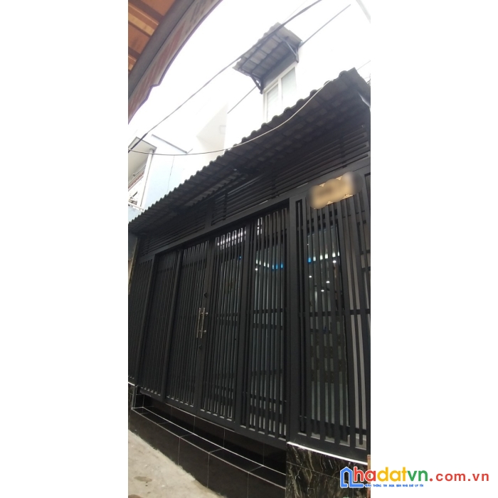 Bán gấp nhà mới đẹp - ngang bề thế - diện tích to - giá tôt