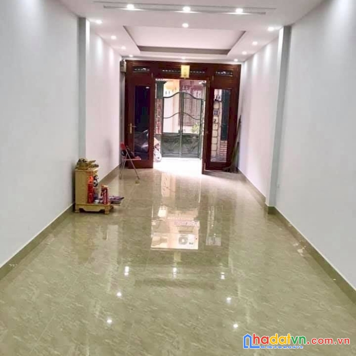 Chính chủ bán gấp nhà giải phóng. ô tô, kinh doanh, gần phố, 40m2 x 5t, 4 tỷ 5