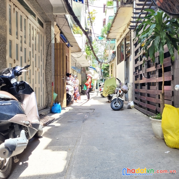 Nhà hẻm 4m- 1 sẹc- chính chủ i-vuông vức-lê hồng phong-40m2-6.5 tỷ ttl