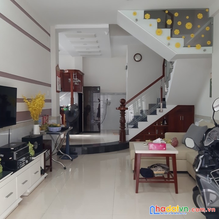 Bán nhà gần gigamall - q.thủ đức – giá rẻ - 80m2 – 3l -4pn