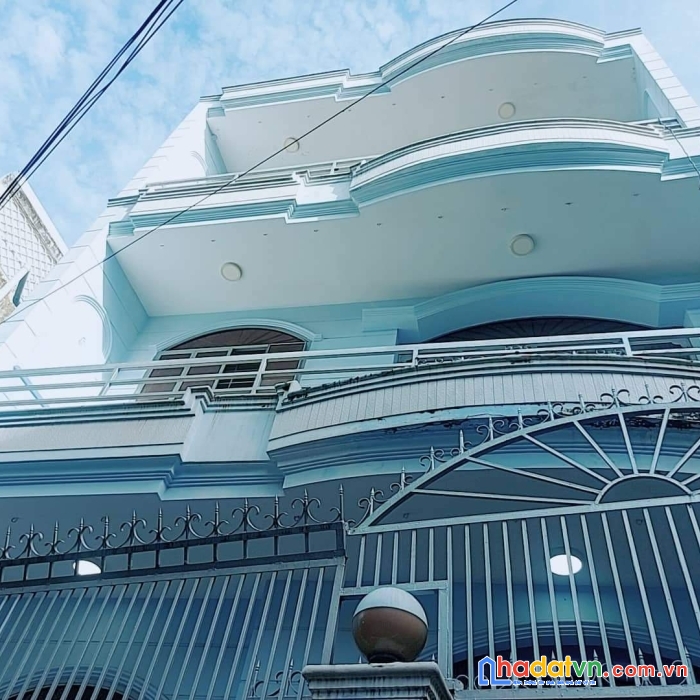 Bán nhà  70m2 (5x14) 4lầu sân thượng   cực  rẻ   nơ trang long  bình thạnh