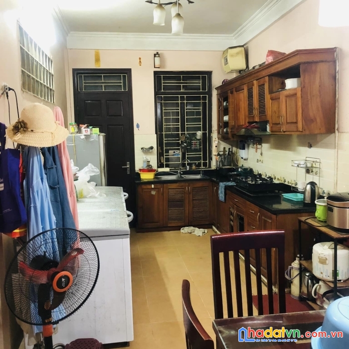 Bán nhà kim giang 38m2x5t,mới đẹp,dân xây,giá rẻ 3.65ty,ngõ thoáng,sđcc,ở luôn