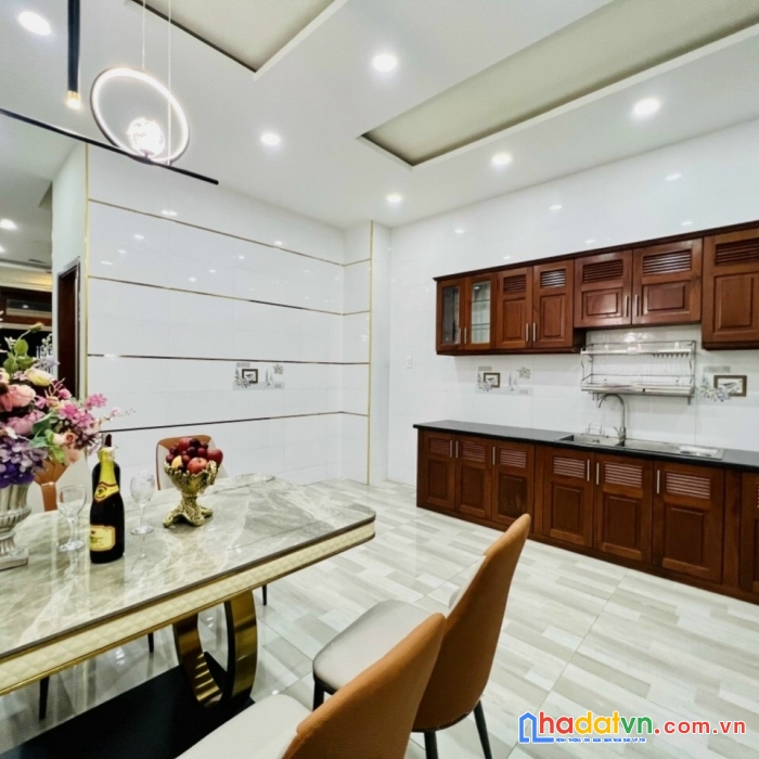 Nội thất đẹp, nhà bờ bao tân thắng, 4.5 x 15m, 3 lầu, 7.4 tỷ