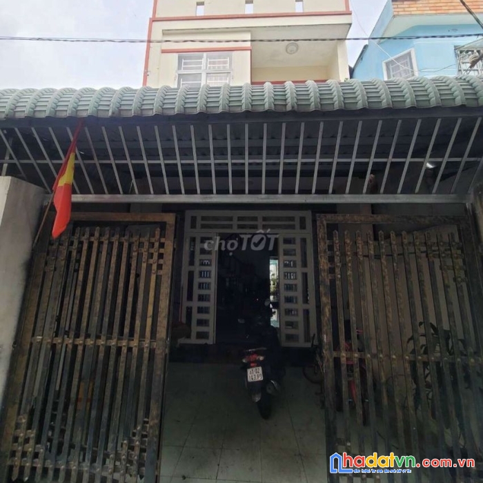 Tôi chính chủ cần bán nhà 1trệt,lầu trong hẻm phường bình an, thành phố dĩ an,t bình dương