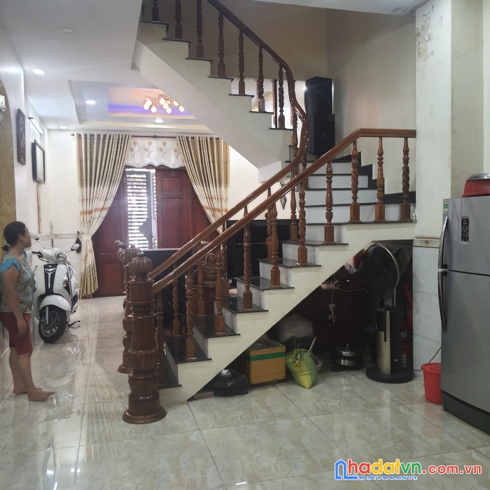 Bán nhà hẻm xe hơi 4 tầng, khu dân cư, đường số 7, linh trung, 65m2 giá 7.9 tỷ.