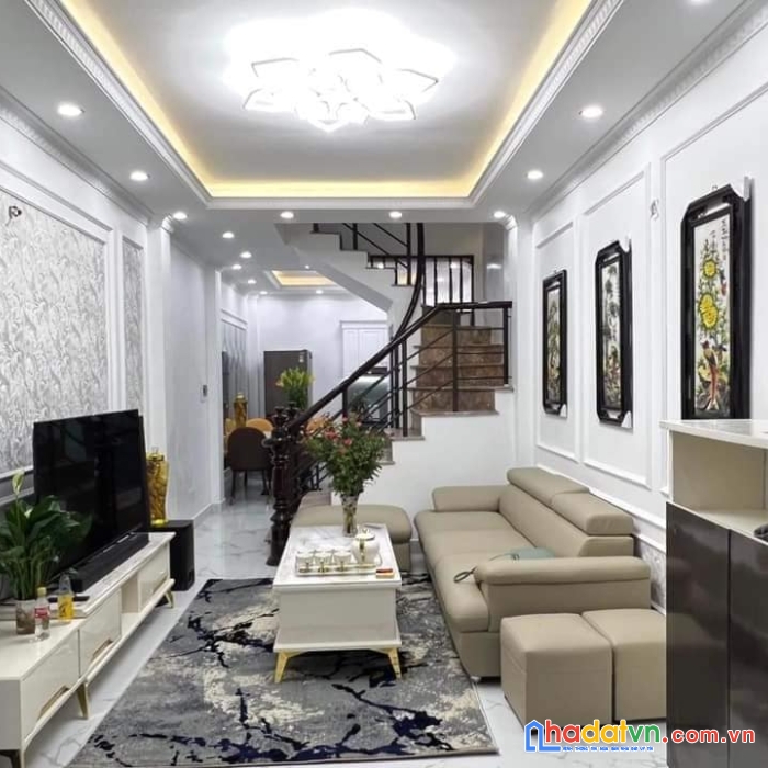 Bán gấp nhà phú diễn, bắc từ liêm, 4 tầng x 42m2, ô tô đỗ, 3.65 tỷ