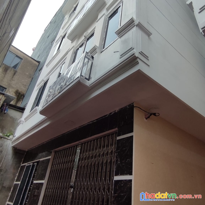 Bán nhà yên xá, thanh trì dt 30m2 x 4 tầng, mt 4m, giá 3 tỷ. lô góc - nhà đẹp ở ngay –tiện ích kđt