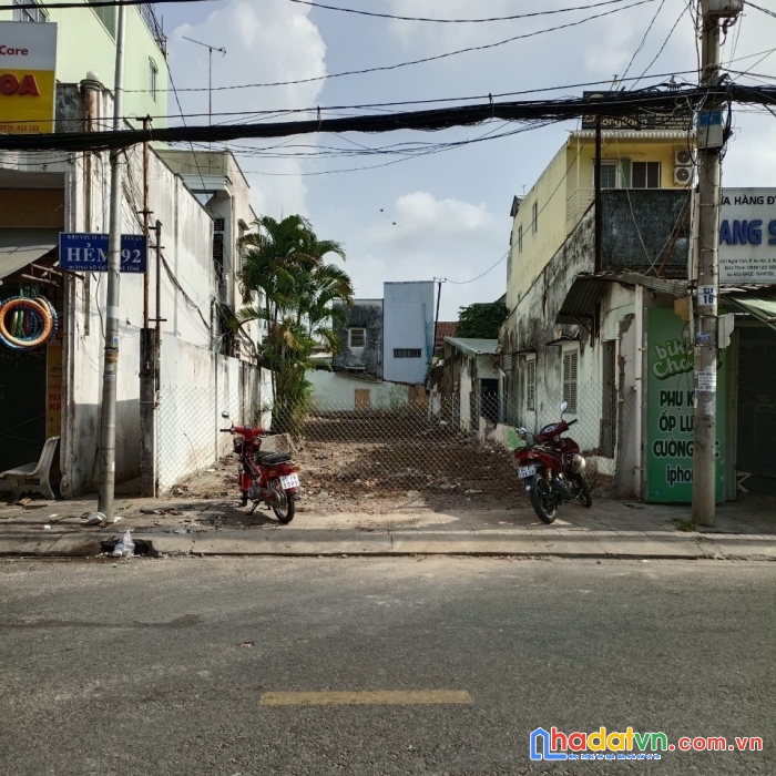 Cần bán hoặc cho thuê ngay lô đất vị trí đẹp tại trung tâm thành phố cần thơ.