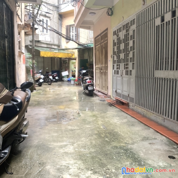 Bán nhà đường láng - kinh doanh - 2 thoáng - 40m  x 5 tỷ