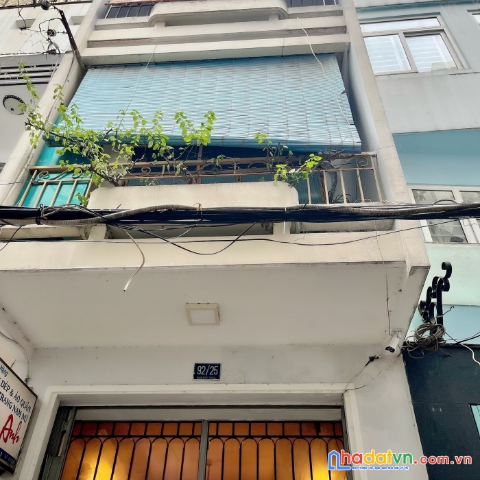 Bán gấp nhà mặt tiền vị trí đẹp - giá siêu đầu tư tại hẻm 92 phạm ngọc thạch