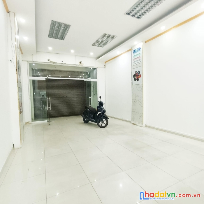 Bán nhà mt nguyễn chí thanh - ngô gia tự, 4.3x15m, 6 t, 10 pn, 25.9 tỷ