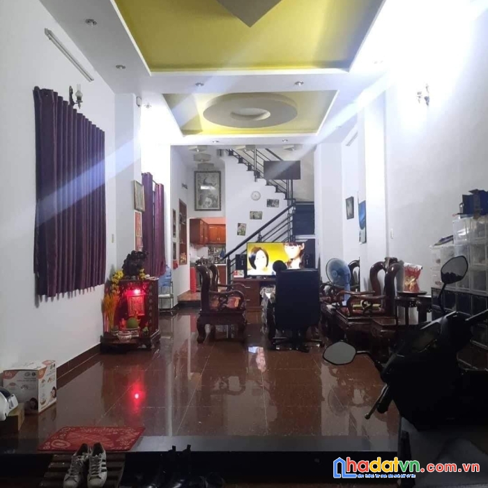 Bán nhà gò vấp, hẻm ô tô thông, 76m2, 4x19, 3 phòng ngủ.