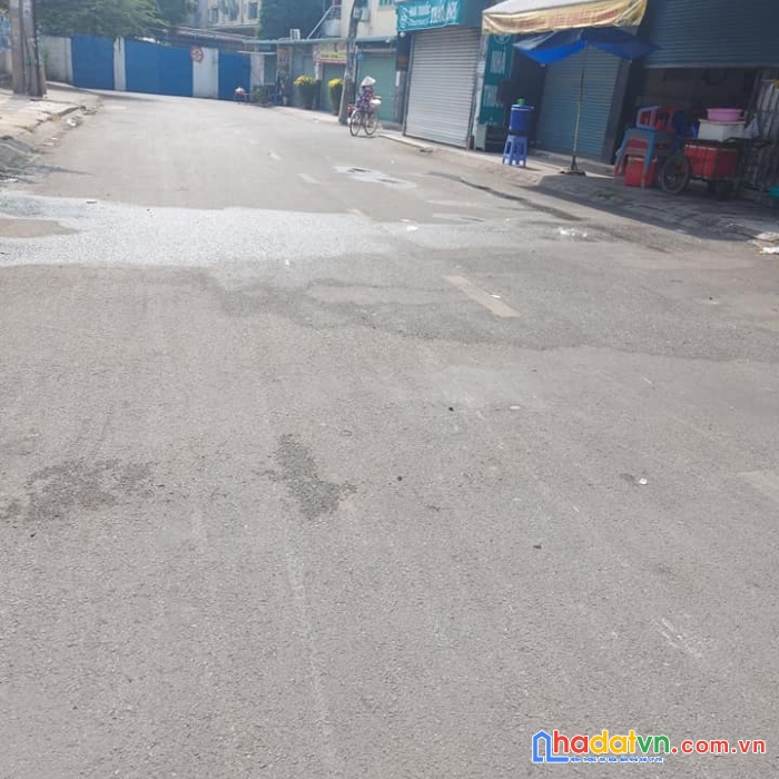 Đang cho thuê 40tr, mặt tiền kinh doanh đường số 4, linh trung,  220m2 giá 22.3 tỷ