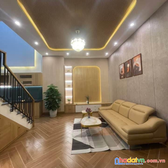 Bán nhà 3 tầng mê đúc kiệt ô tô 7m 291 trần cao vân, thanh khê