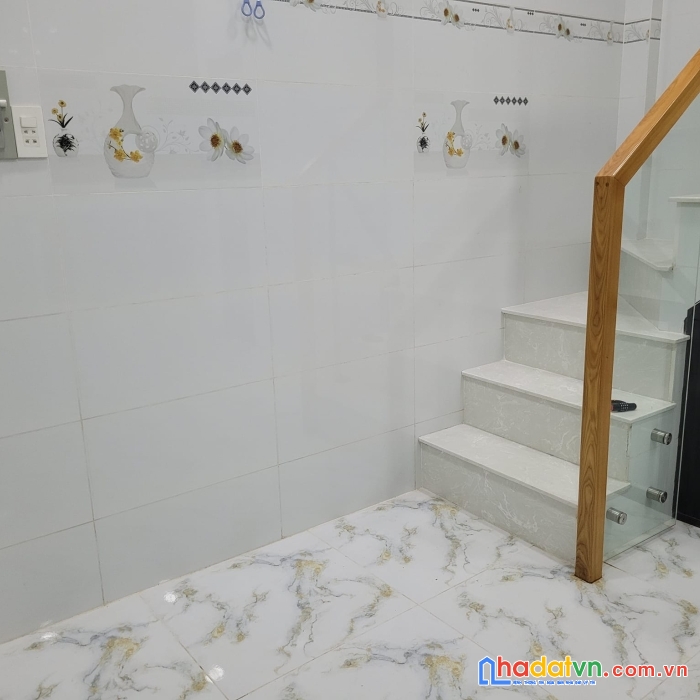 Bán gấp nhà 1/…nở hậu, p2, tân bình, 2pn, ở ngay. giá 2,39 tỷ tl