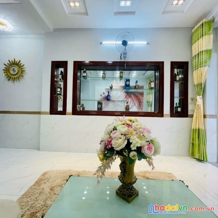 Nhà 1 sẹc, phan đăng lưu, 3.5 x 14m, 2 lầu, chỉ 6.7 tỷ, phú nhuận