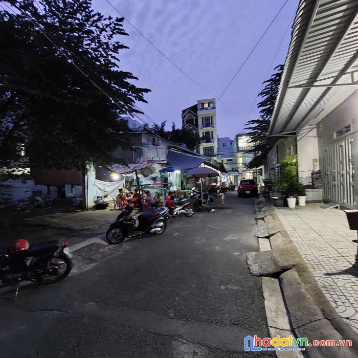 Đất p 17 - gò vấp - hẻm 6m 9.5m x 15m - 146m2 chỉ 15 tỷ