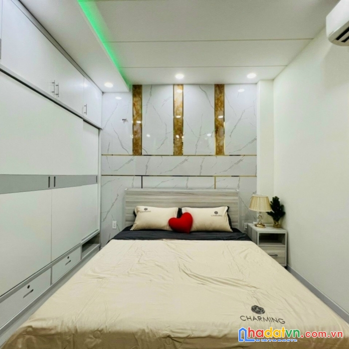 Nhà đẹp, phùng văn cung, 3.5 x 14m, 2 lầu, chỉ 6.4 tỷ, phú nhuận