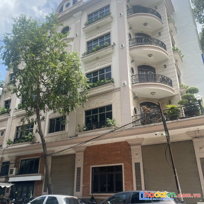 Mặt tiền 2 chiều trần hưng đạo q5 chỉ 32 tỷ