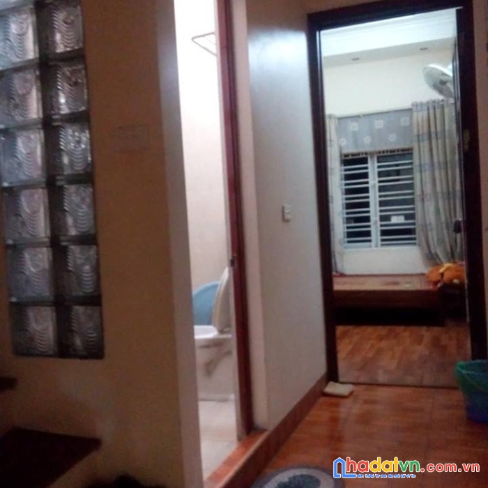 Bán nhà, đường láng, dt 59m 2 x 4 tầng, nhà đẹp gần ô tô, chợ, có ô chờ thang máy
