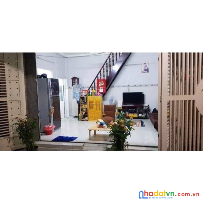 Bán nhà 3 tầng phường 10 quận tân bình- ni sư huỳnh liên- hẻm 4m kinh doanh khu chợ vải- 40m2 -gía