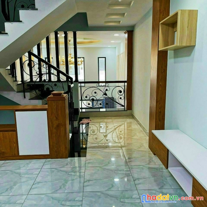Nhà đẹp, 3 lầu trần quang diệu, 4 x 12m, 4pn, 6.3 tỷ, quận 3