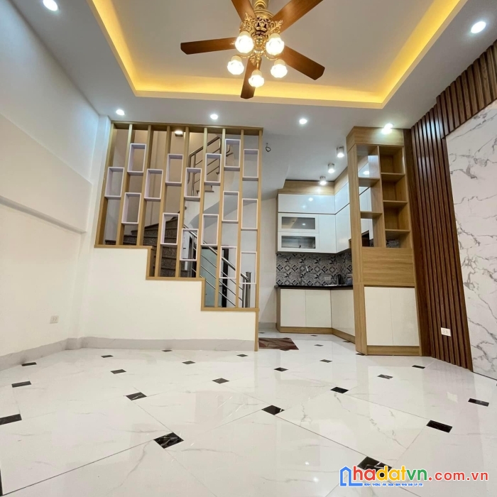 Bán nhà phương canh, nam từ liêm 5 tầng x 42m2, ô tô, ở sướng, 3.35 tỷ
