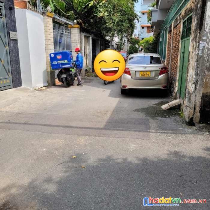 Nhà 3 tầng đúc hẻm 5m lạc long quân,tân bình,80m2 (4.5x18),chỉ 8.5 tỷ