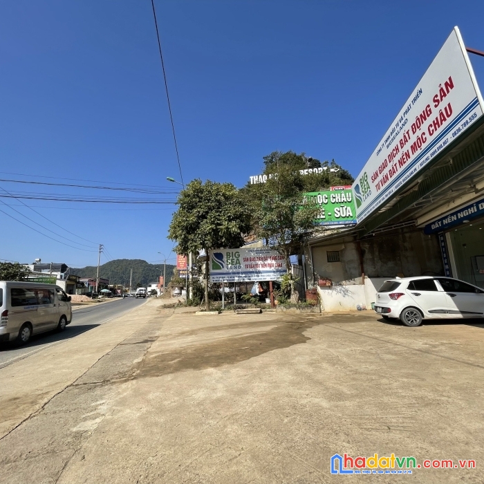 Bán mảnh đất đắc địa 1300m2 mặt đường ql6 khu trung tâm ttnt mộc châu.