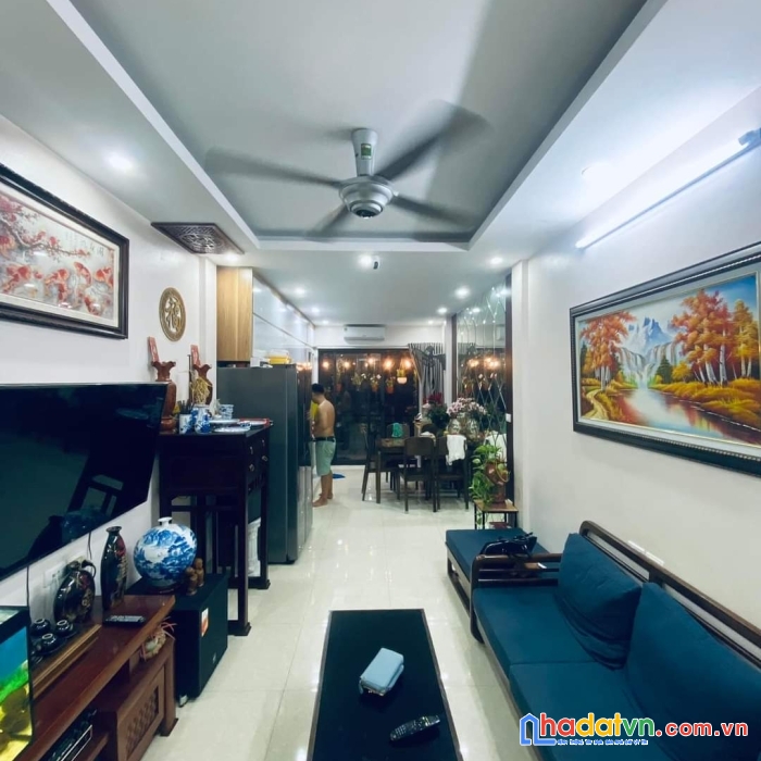 Nhà xuân đỉnh,chủ nhà cực nhiệt bán,gara ô tô,xách vali về ở luôn,sổ đỏ nét căng,mt 6,2m 6,85 tỷ