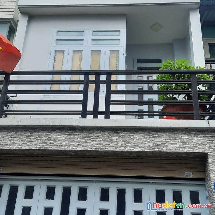 Bán gấp nhà riêng đường huỳnh văn nghệ, phường 15, tân bình, 70m2 giá 6,6 tỷ thương lượng.