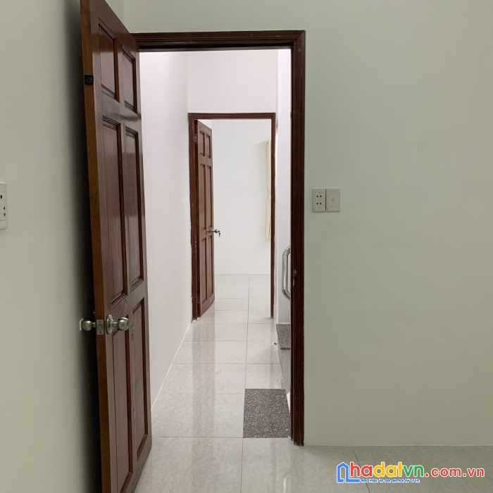 Chỉ 3.35 tỷ đã có nhà 3 tầng hxh, phường 15, quận8 