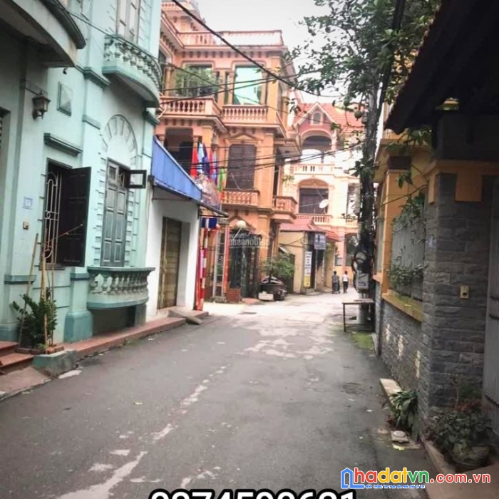 Chỉ 2,35 tỷ sở hữu ngay căn nhà 2 tầng dt 65m2 ngõ nông rộng thoáng, ô tô đỗ cửa.