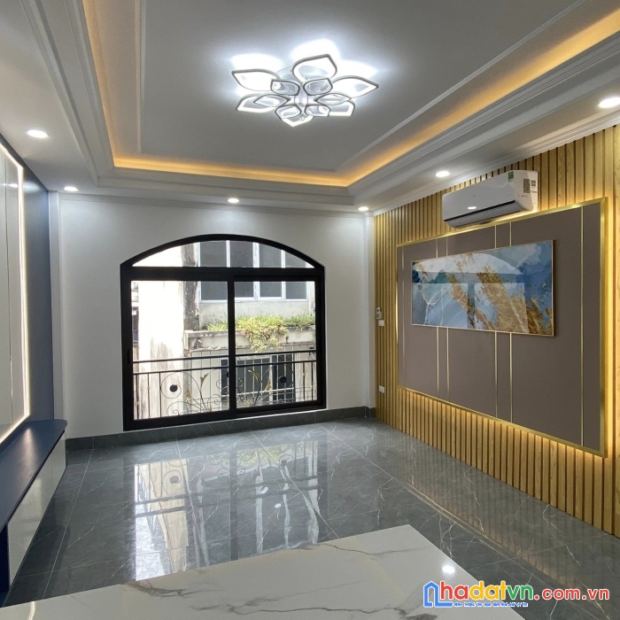 Chính chủ cần bán nhanh nhà trung văn 37m2x 5 tầng thang máy, kinh doanh, oto đỗ, giá nhỉnh 7 tỷ