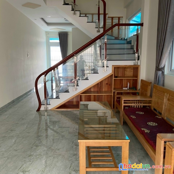 Cần bán căn nhà đang kinh doanh homestay ở nam hồ, phường 11, tp. đà lạt, giá 5 tỷ