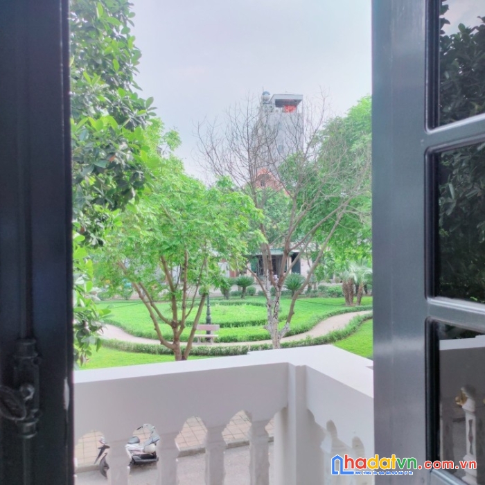 Cực sốc, biệt thự đơn lập sài đồng, trước mặt vinhomes riverside, 270m2 chỉ 26 tỷ