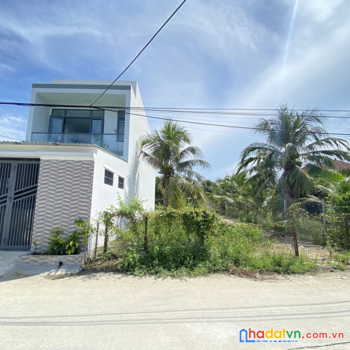 Lô góc mặt đường chính hl46 đường 6,3m mở rộng 13m cách biển nha trang chỉ 10km