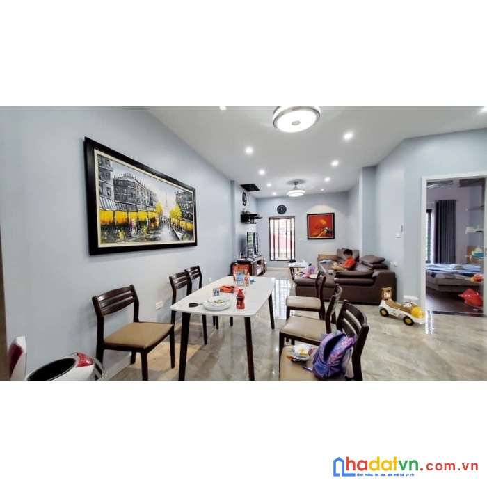 Căn hộ tập thể khu 7.2 ha vĩnh phúc trung tâm ba đình 83m2 nhà đẹp ở luôn 2 ngủ 2wc - 2.85 tỷ