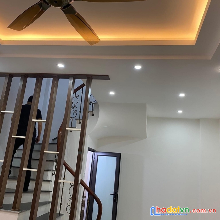 Bán nhà phố nguyễn cao trung tâm quận hai bà trưng gần trường chợ 5 tầng 34m2 - 4.85 tỷ