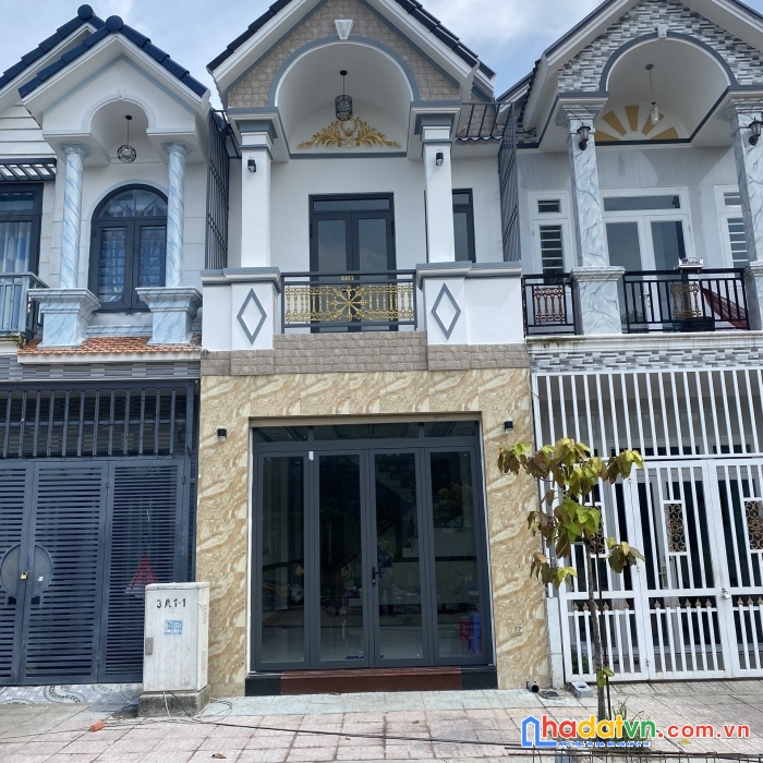 Bán nhà lầu trệt 64m2 - 3 phòng ngủ -có phòng ngủ dưới