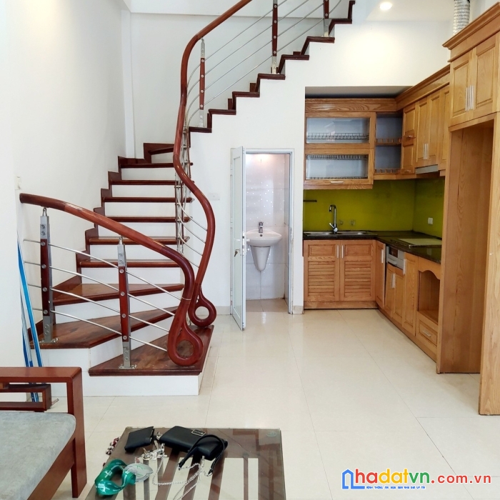 Bấn nhà kinh doanh trương định , hoàng mai, 30m, 4t, nhỉnh 3 tỷ, ba gác tránh, 0962753326