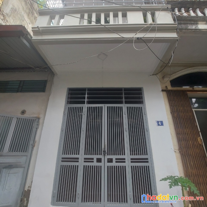 Cách phố 15m - ô tô tận cửa - khu phân lô. phú diễn, bắc từ liêm, nhà 45m2, mt3.2m, giá 4.85 tỷ.